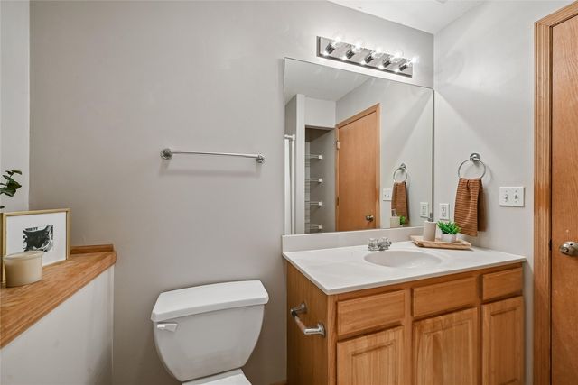 3740 37th Avenue SW A, Cedar Rapids, IA 52404
