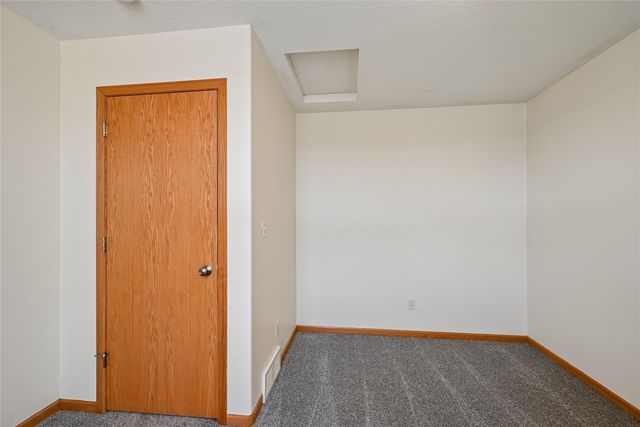 3740 37th Avenue SW A, Cedar Rapids, IA 52404