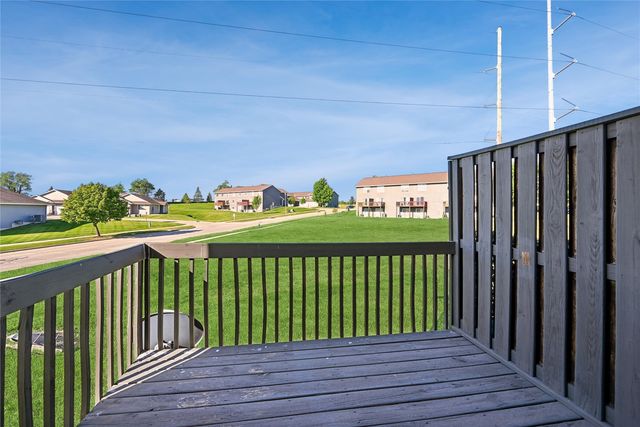 3740 37th Avenue SW A, Cedar Rapids, IA 52404