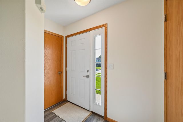 3740 37th Avenue SW A, Cedar Rapids, IA 52404