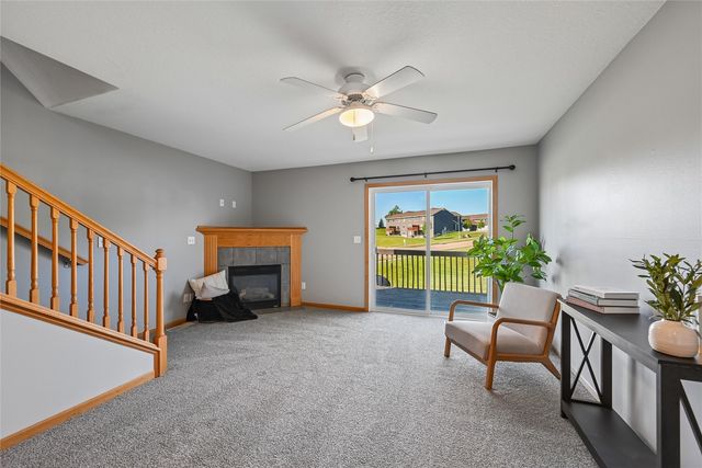 3740 37th Avenue SW A, Cedar Rapids, IA 52404