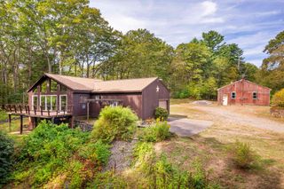 109 Bartlett Road, Kittery, ME 03905