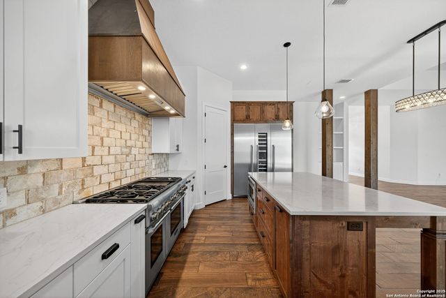 145 Bucks, La Vernia, TX 78121