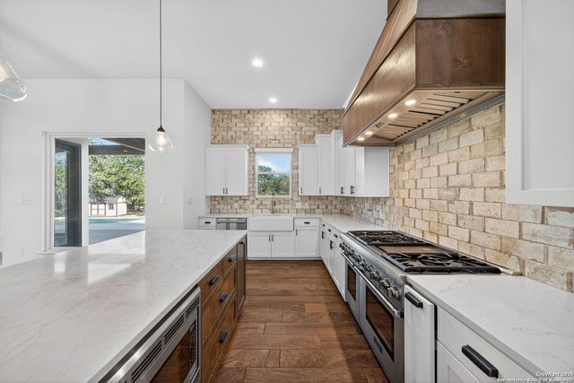 145 Bucks, La Vernia, TX 78121