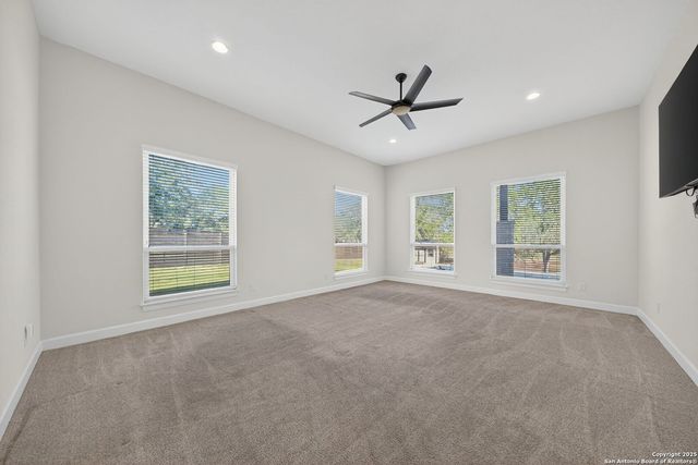 145 Bucks, La Vernia, TX 78121