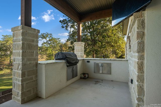 145 Bucks, La Vernia, TX 78121