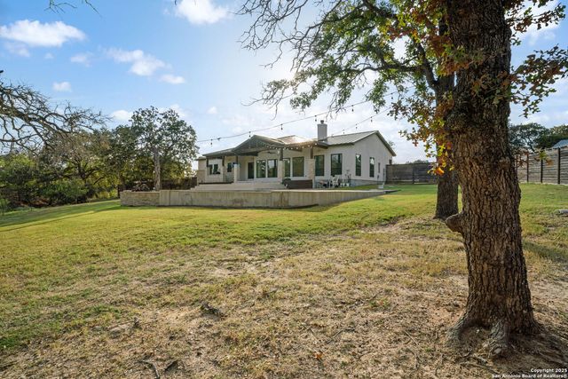 145 Bucks, La Vernia, TX 78121