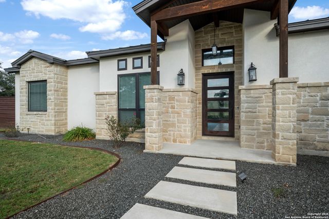 145 Bucks, La Vernia, TX 78121