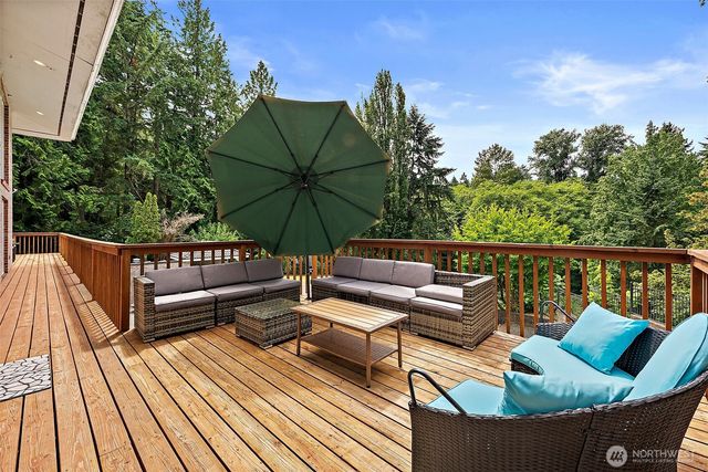 6718 76th Street W, Lakewood, WA 98499