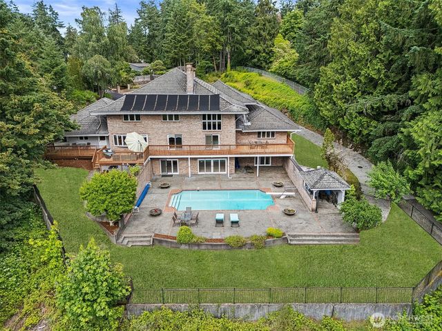 6718 76th Street W, Lakewood, WA 98499