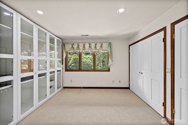 6718 76th Street W, Lakewood, WA 98499