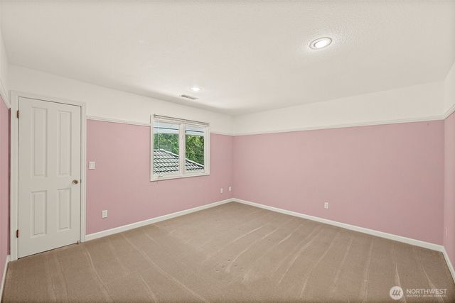 6718 76th Street W, Lakewood, WA 98499