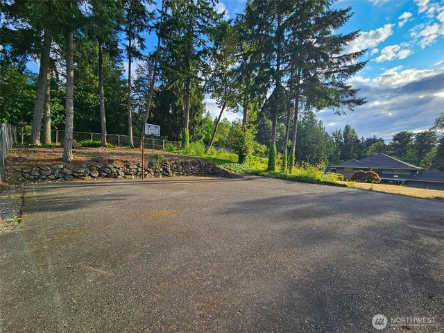 6718 76th Street W, Lakewood, WA 98499