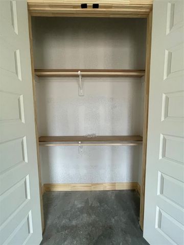 10749 S Lake Mist Lane, Willis, TX 77318