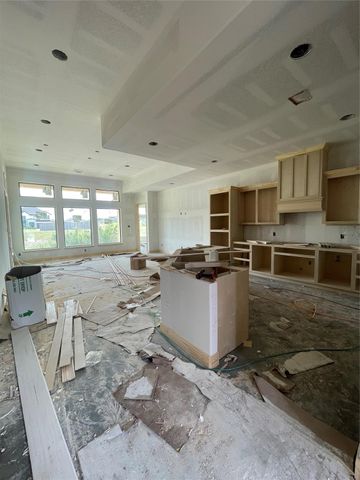 10749 S Lake Mist Lane, Willis, TX 77318