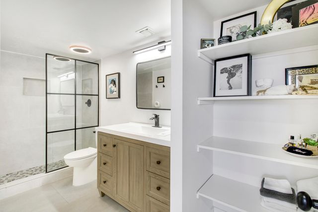 5600 N Flagler Drive Ph107, West Palm Beach, FL 33407