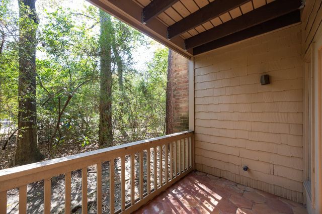 252 Sugarberry Circle, Houston, TX 77024