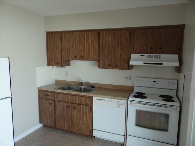 11017 126TH AVENUE, Largo, FL 33778