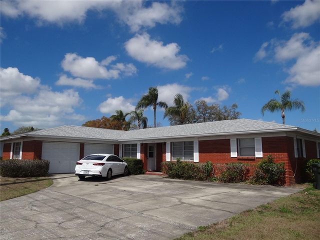 11017 126TH AVENUE, Largo, FL 33778