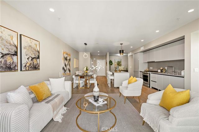 39 S Los Robles Ave. 6010, Pasadena, CA 91101