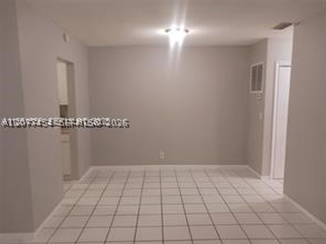 2127 Van Buren St 106, Hollywood, FL 33020