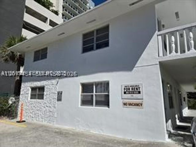 2127 Van Buren St 106, Hollywood, FL 33020