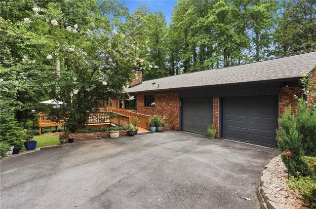 635 Wisteria Drive, Marietta, GA 30064