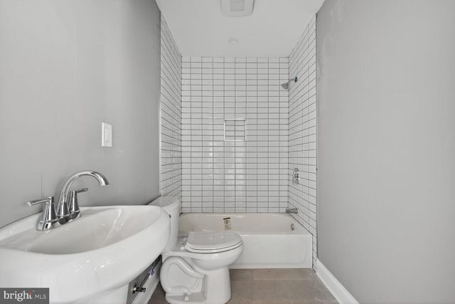 401 LINDEN AVE, Frederick, MD 21703