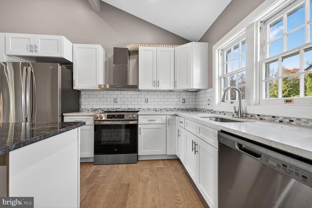 401 LINDEN AVE, Frederick, MD 21703