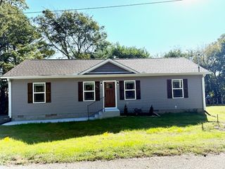 207 Martha St, Shelbyville, TN 37160