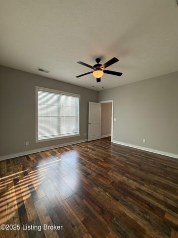 858 Star Ave, Bowling Green, KY 42104