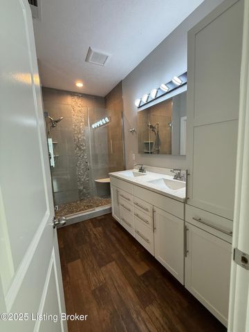 858 Star Ave, Bowling Green, KY 42104