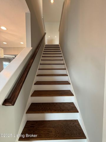 858 Star Ave, Bowling Green, KY 42104