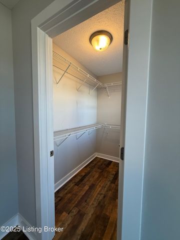 858 Star Ave, Bowling Green, KY 42104