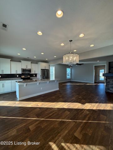 858 Star Ave, Bowling Green, KY 42104