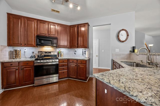 1012 Bancroft Court, Fort Mill, SC 29707