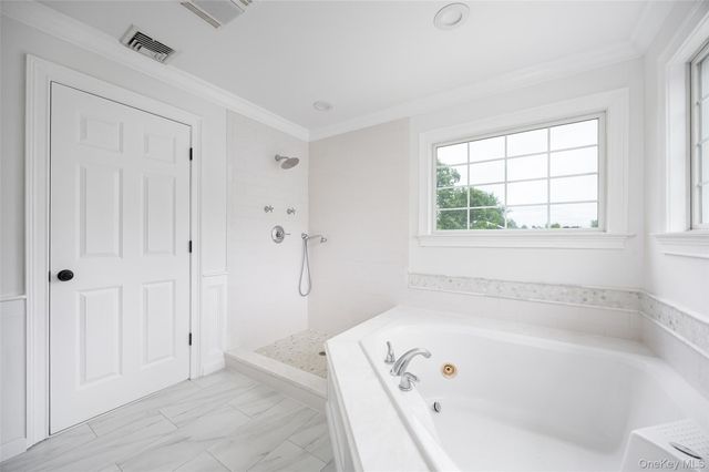 7 Fox Run, Wappingers Falls, NY 12590
