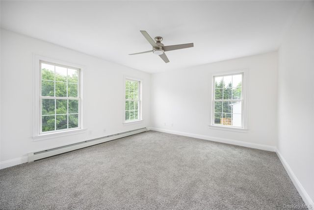 7 Fox Run, Wappingers Falls, NY 12590