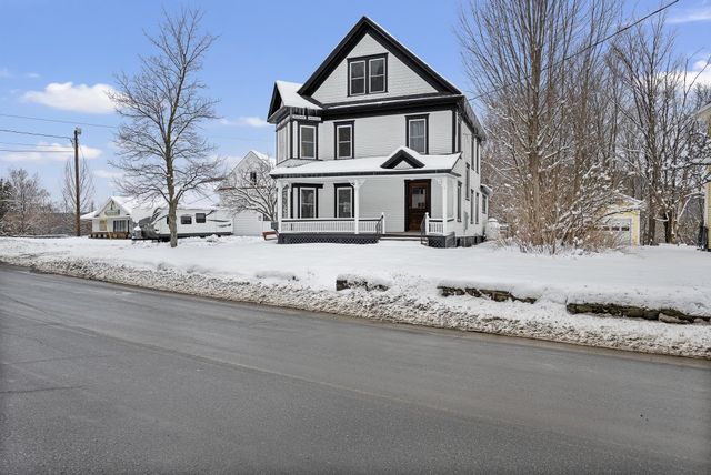 69 Main Street, Colebrook, NH 03576