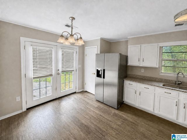 650 WILLOW BEND LANE, Bessemer, AL 35023