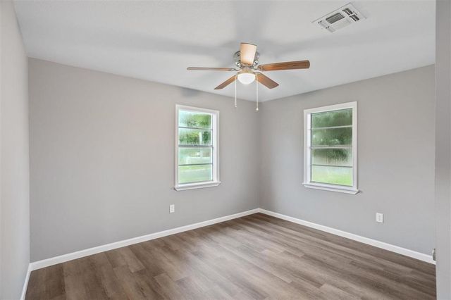 560 N Crocker Street, Sulphur, LA 70663