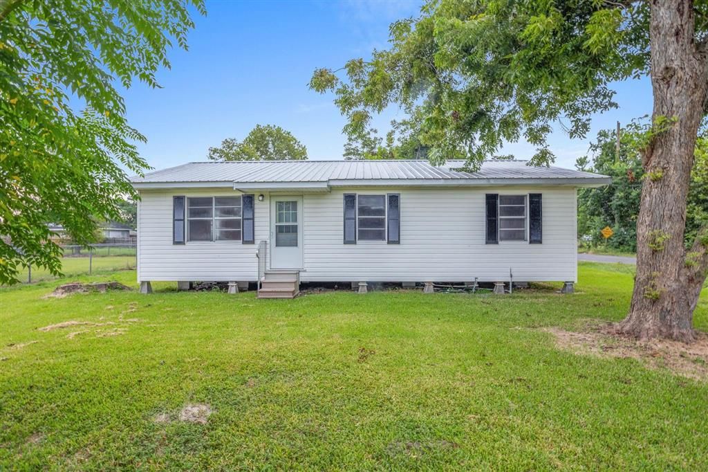 560 N Crocker Street, Sulphur, LA 70663