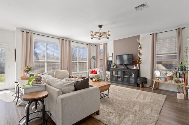 1433 Bradbury LN, Austin, TX 78753