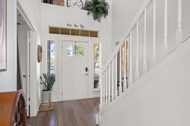 1433 Bradbury LN, Austin, TX 78753