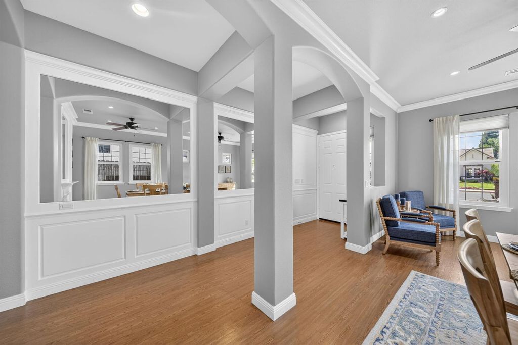 Image 25 of property listing at 2765 Bellaire Avenue, Clovis, CA 93611