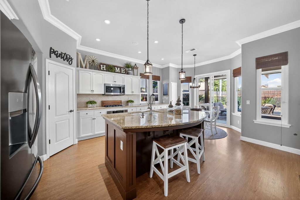 Image 28 of property listing at 2765 Bellaire Avenue, Clovis, CA 93611