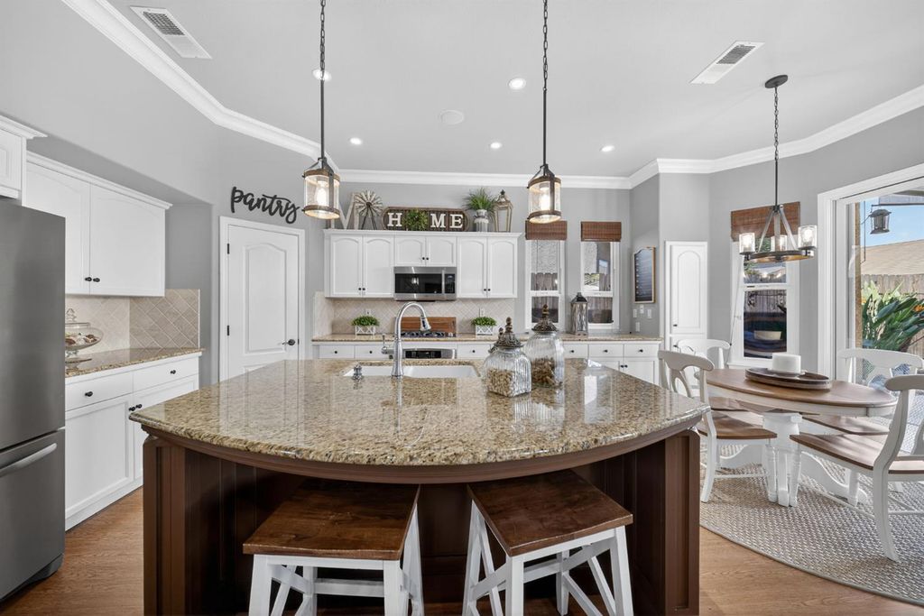 Image 29 of property listing at 2765 Bellaire Avenue, Clovis, CA 93611