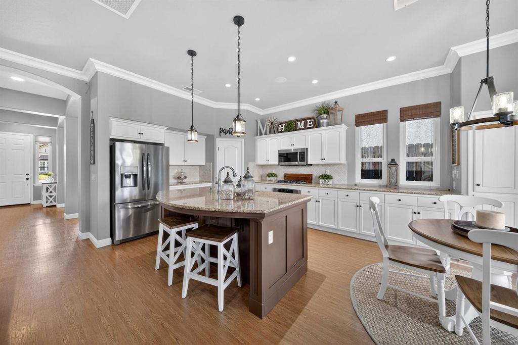 Image 30 of property listing at 2765 Bellaire Avenue, Clovis, CA 93611