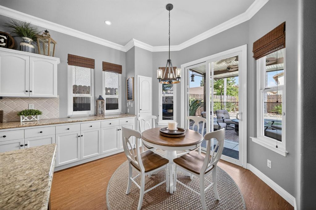 Image 31 of property listing at 2765 Bellaire Avenue, Clovis, CA 93611