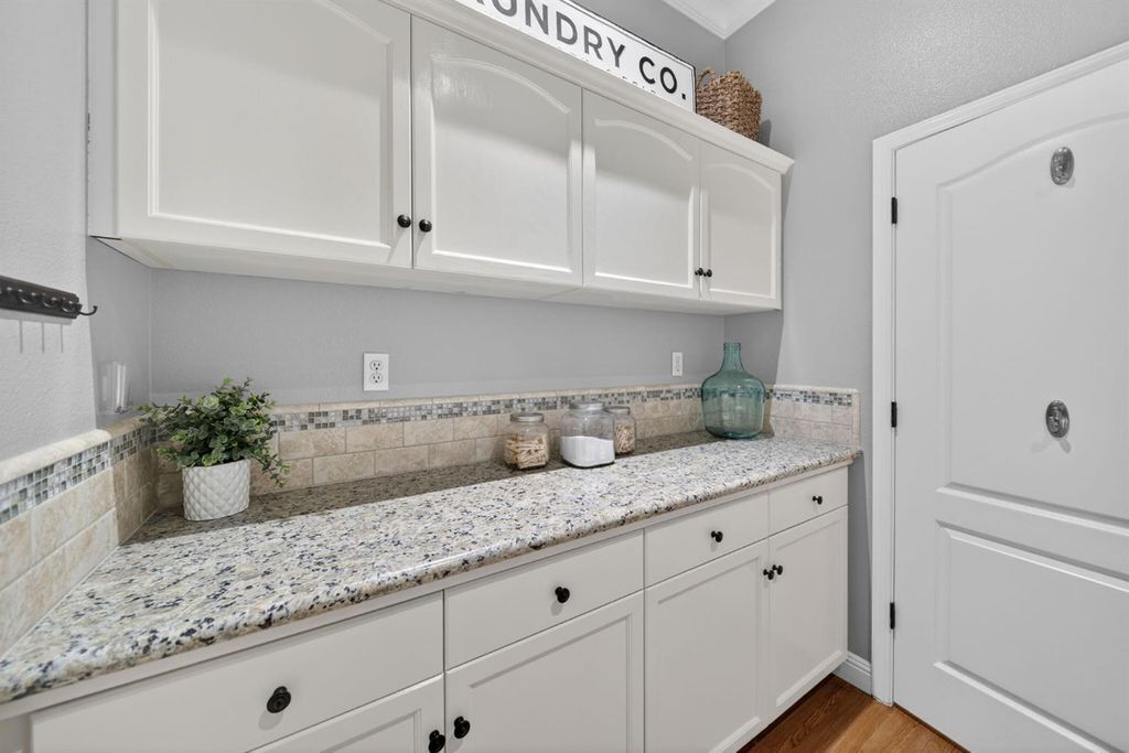 Image 66 of property listing at 2765 Bellaire Avenue, Clovis, CA 93611
